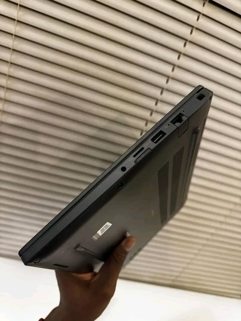 Dell Latitude 7480 – Image 4