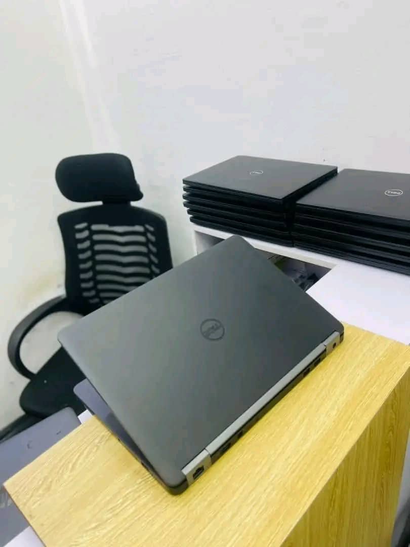 Dell Latitude 7280 – Image 5