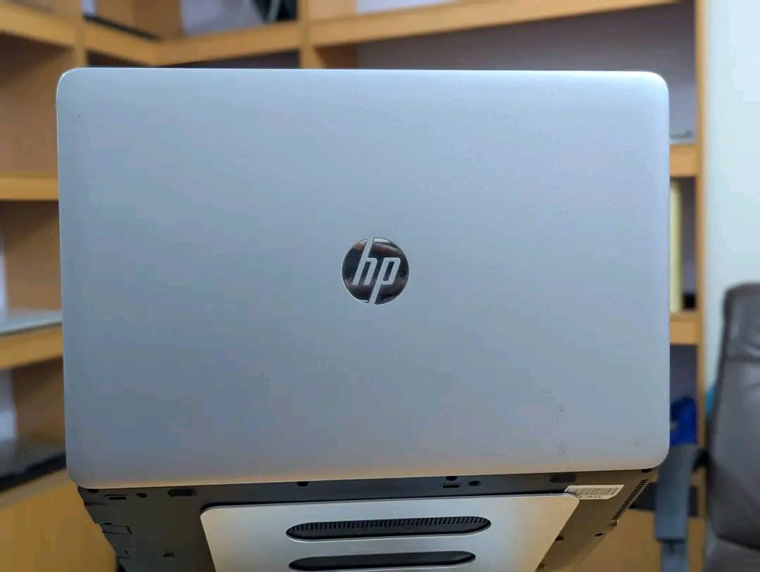 HP EliteBook 850 G4 – Image 3